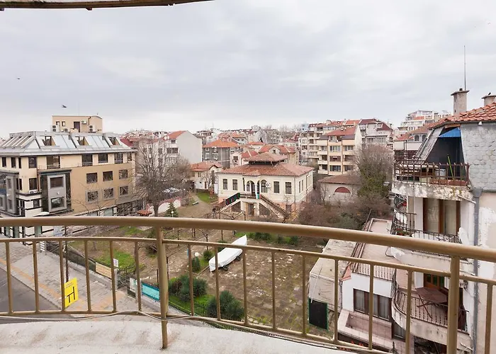 Lermontov Appartamento Burgas